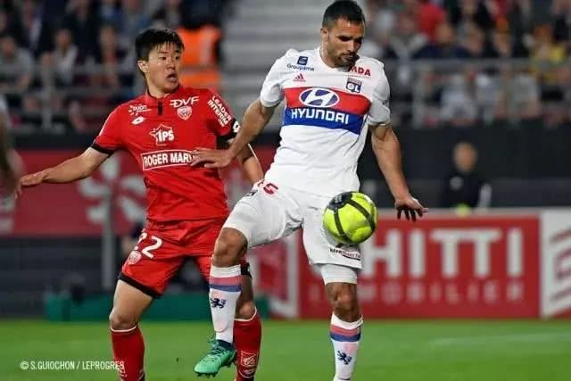 关于门兴俱乐部官宣签下法甲锋线猛将的信息 关于门兴俱乐部官宣签下法甲锋线猛将的信息